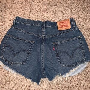 Levi’s loose straight shorts